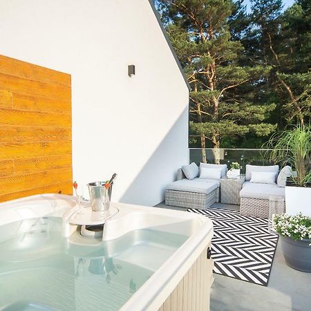 Przyplywy & Odplywy Hotell Jastrzębia Góra Exteriör bild