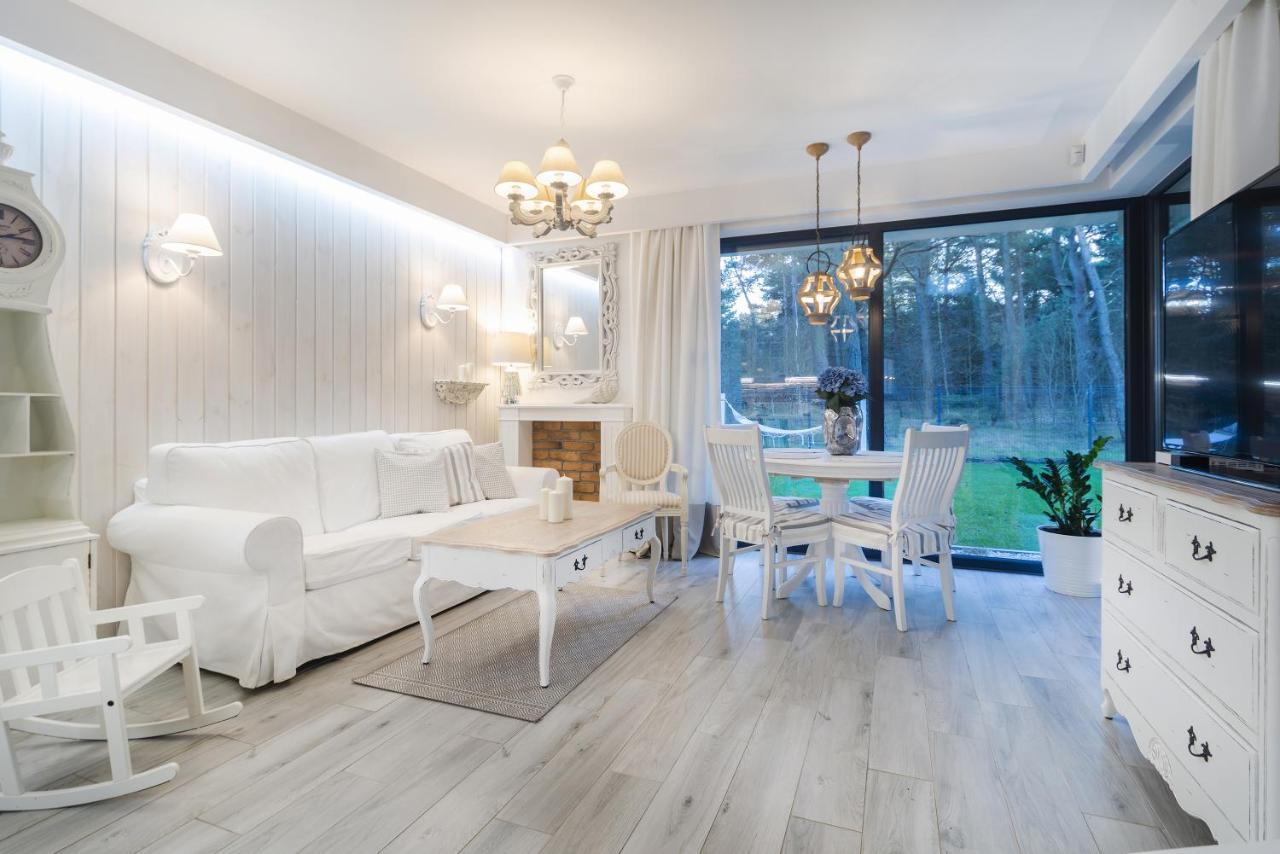 Przyplywy & Odplywy Hotell Jastrzębia Góra Exteriör bild