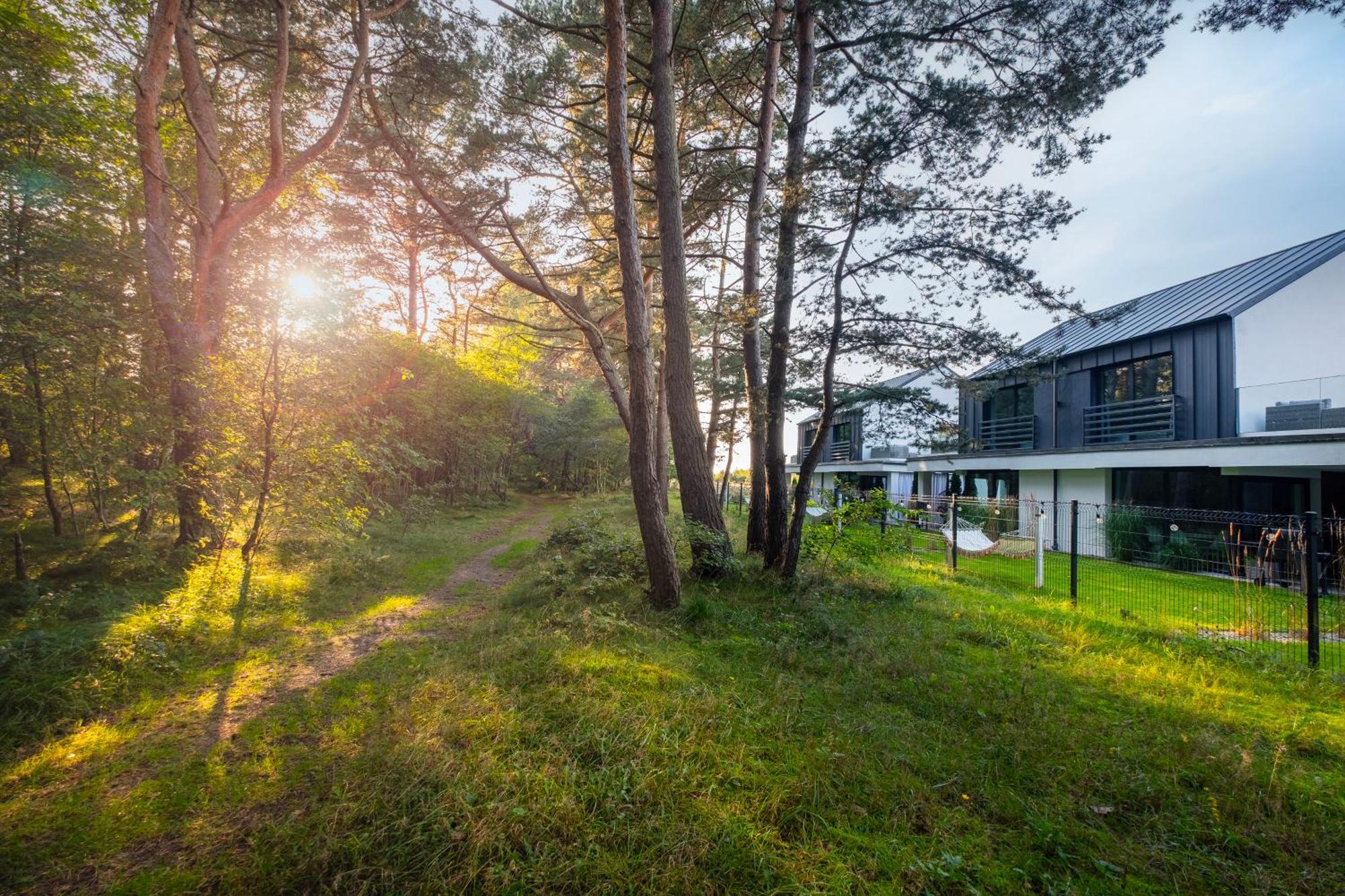 Przyplywy & Odplywy Hotell Jastrzębia Góra Exteriör bild
