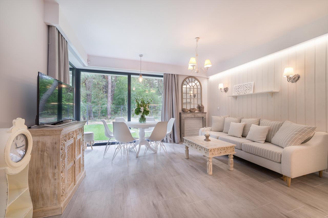 Przyplywy & Odplywy Hotell Jastrzębia Góra Exteriör bild